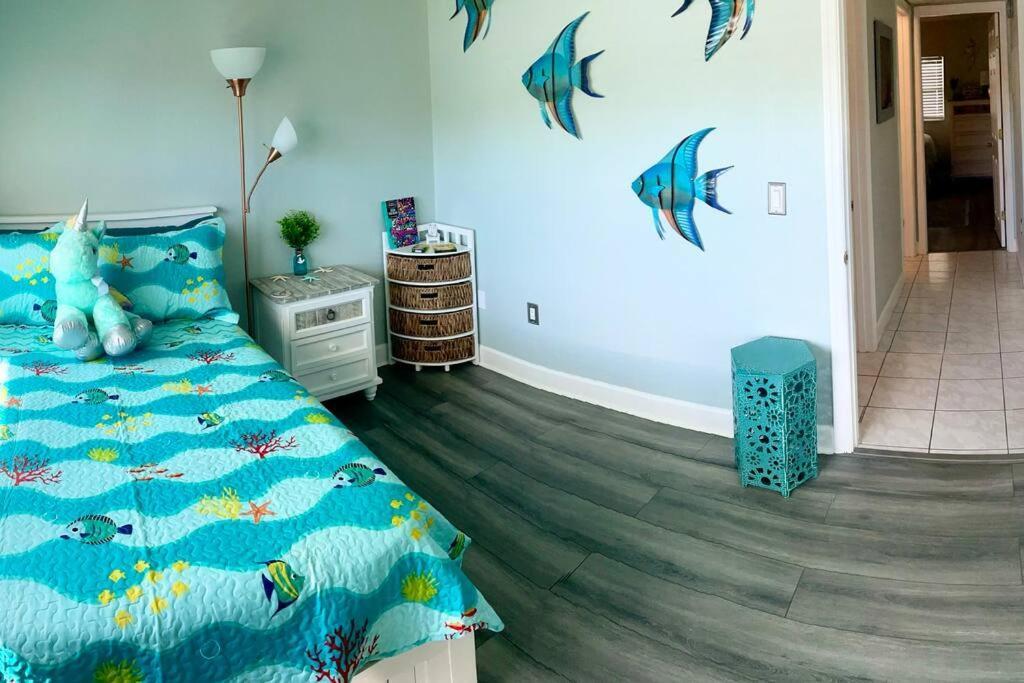 Sparkling 2Bed 1Bath Beach Home - Unit 214 Какао-Бич Экстерьер фото