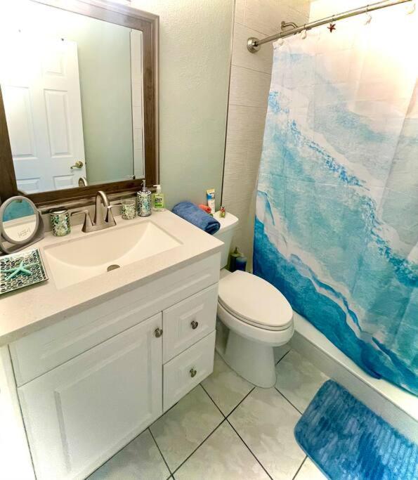Sparkling 2Bed 1Bath Beach Home - Unit 214 Какао-Бич Экстерьер фото